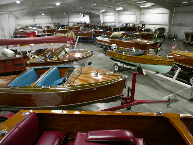 Classic Vintage Antique Wooden Boats For Sale Brokerage Chis Craft Century Gar Wood Riva Hacker Dunphy Wagemaker For Sale